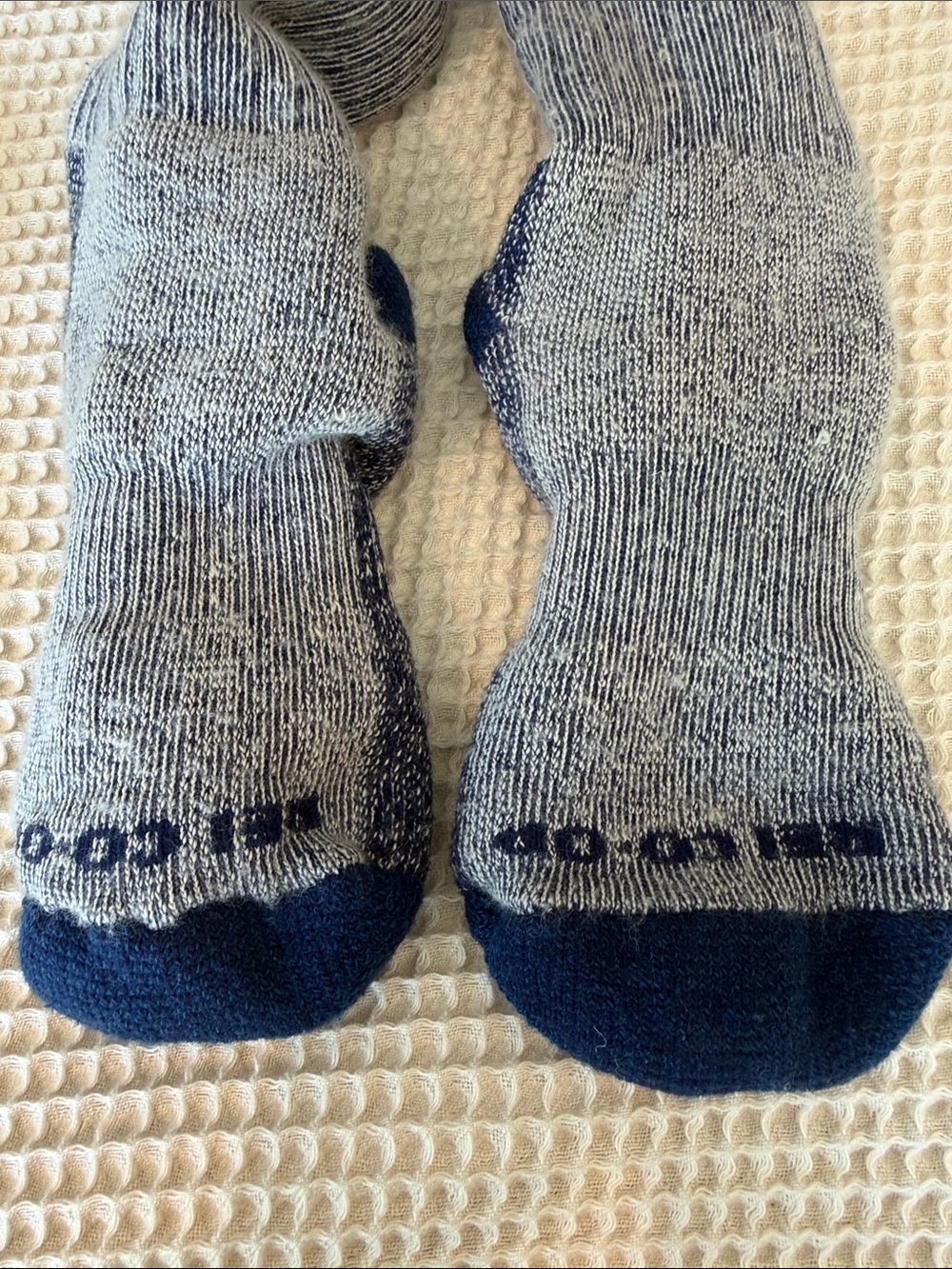 Smartwool & REI Women’s Heavy Wool Hiking Socks – 2 Pairs – Medium - Picture 2 of 8